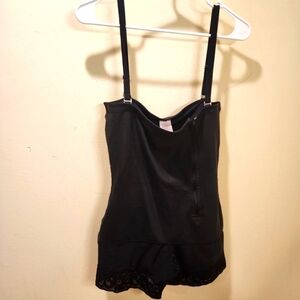 ANNMARYE black Slimmer short Shape Wear size XXL